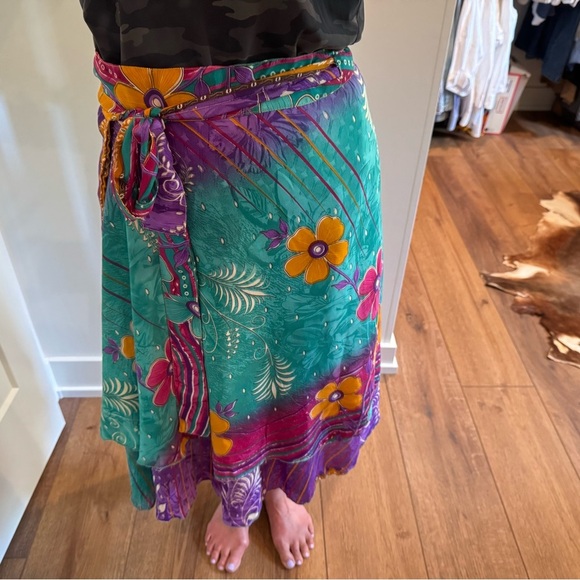 Vintage Kariza Silk Blend Teal, Orange, Purple Wrap Tiered Skirt OSFM - Picture 3 of 8